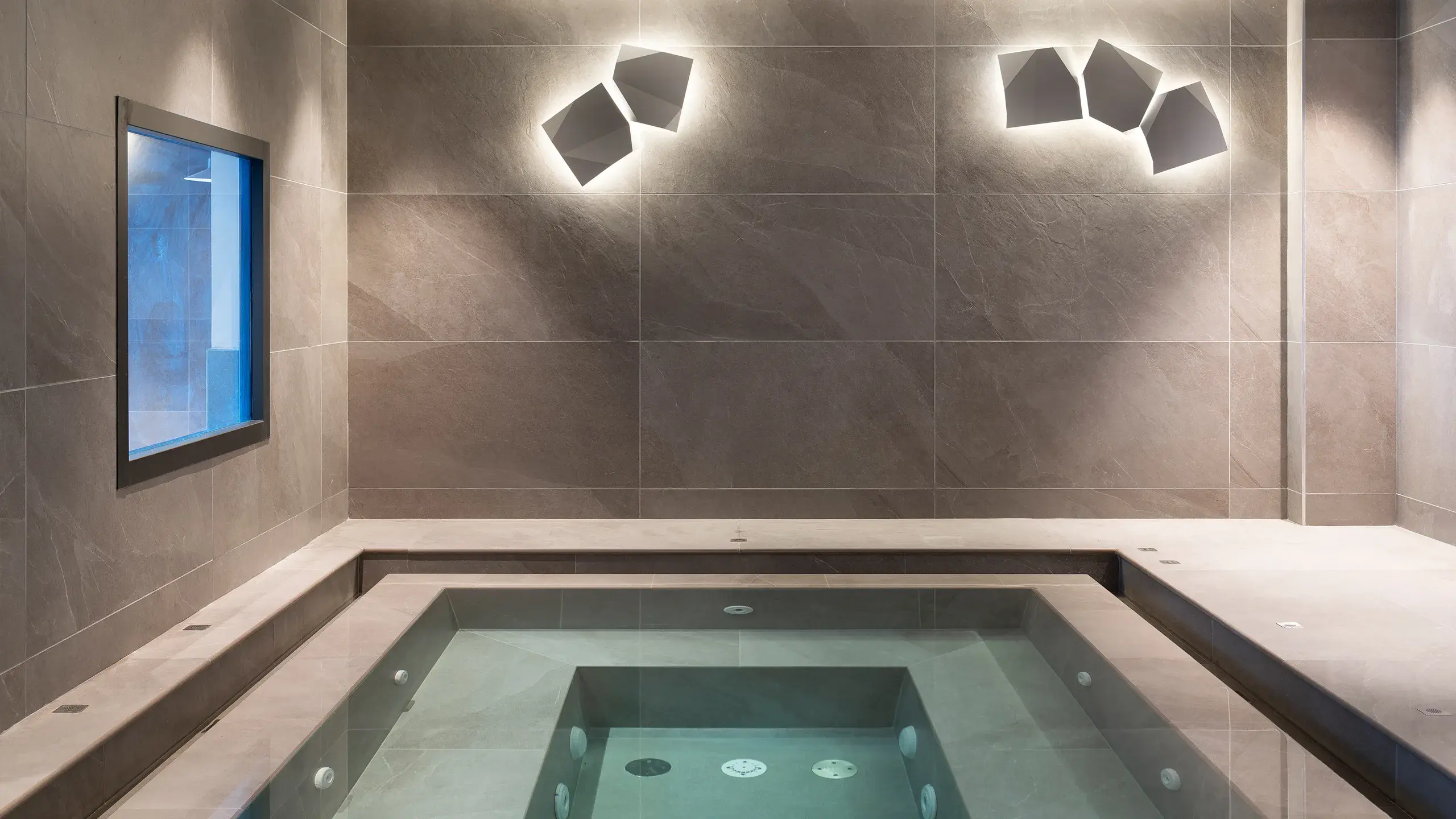 Manaka - La Plagne - Pour votre bien-être - Bain Bouillonnant