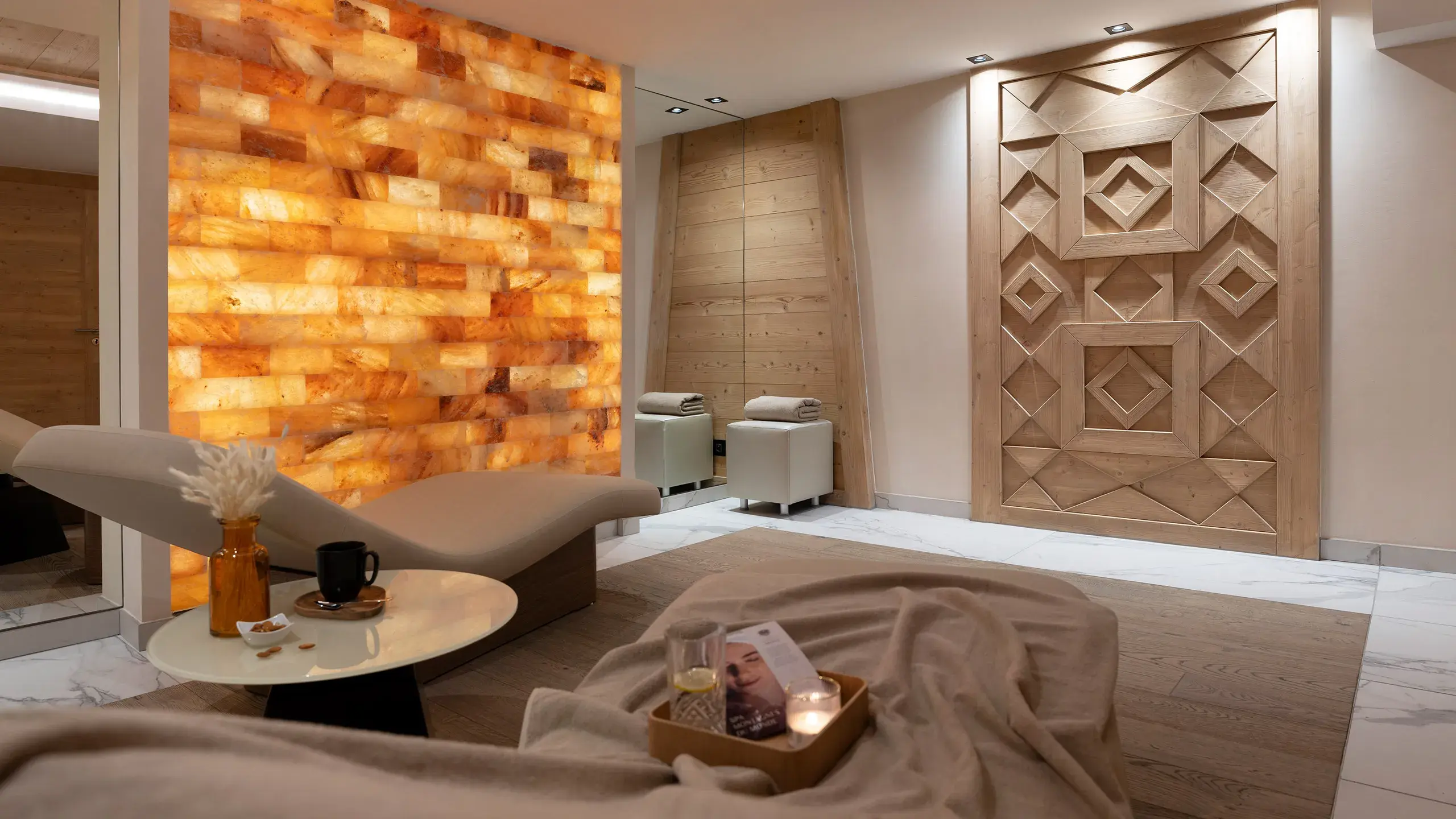 Akoya - Mur de sel de l'Himalaya