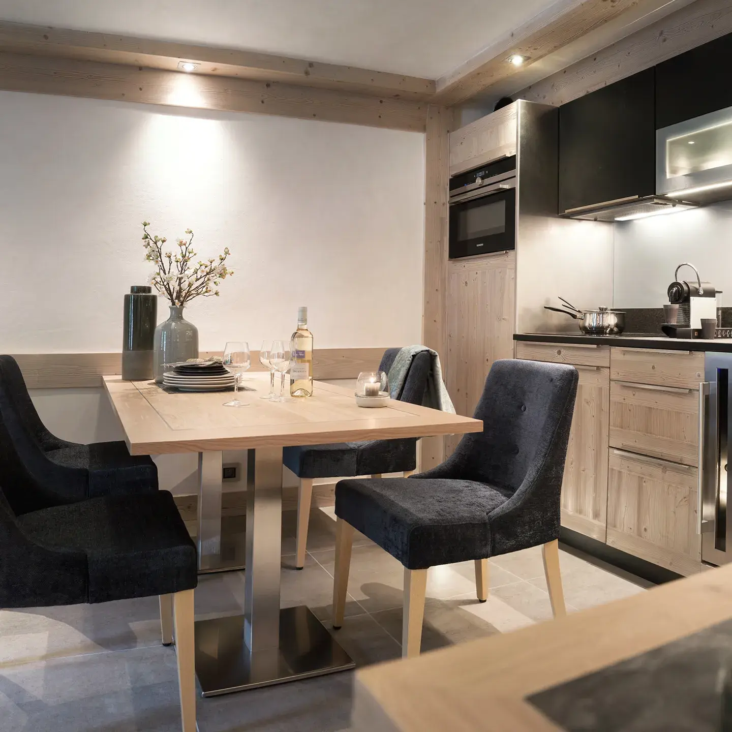Cuisine appartement Roc des Tours situé au Grand-Bornand Chinaillon