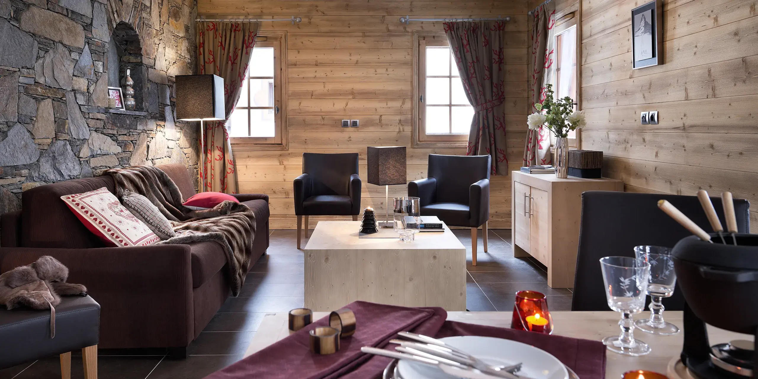 Salon d'un appartement au sein des Chalets Myrna aux Saisies 