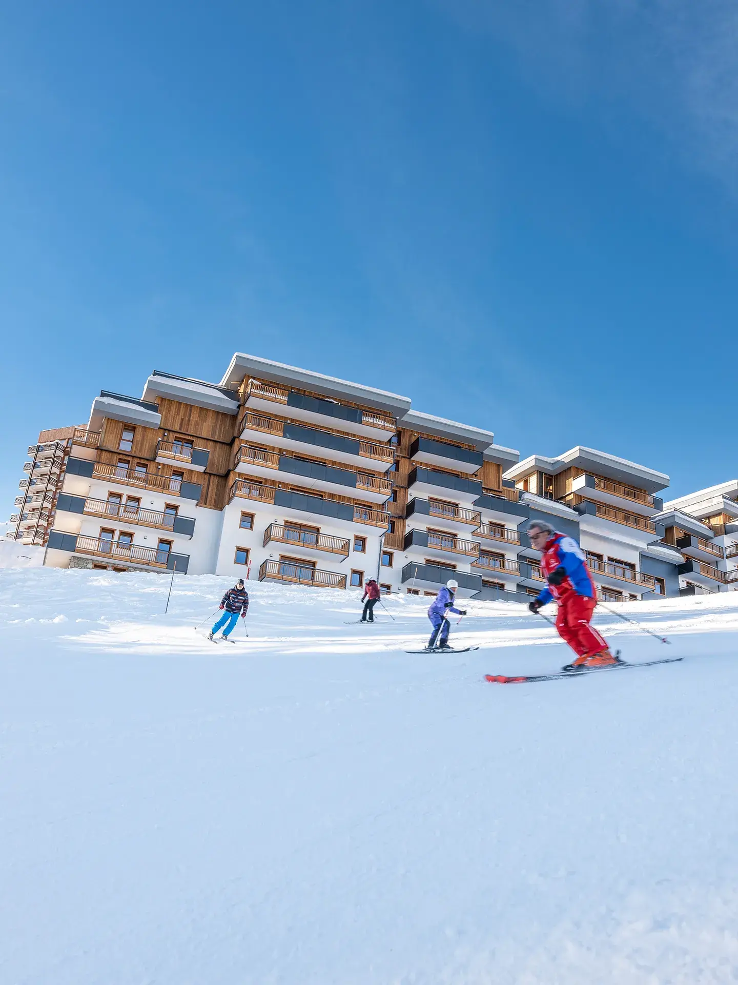Manaka - La Plagne -  Skieurs © Studio Bergoend
