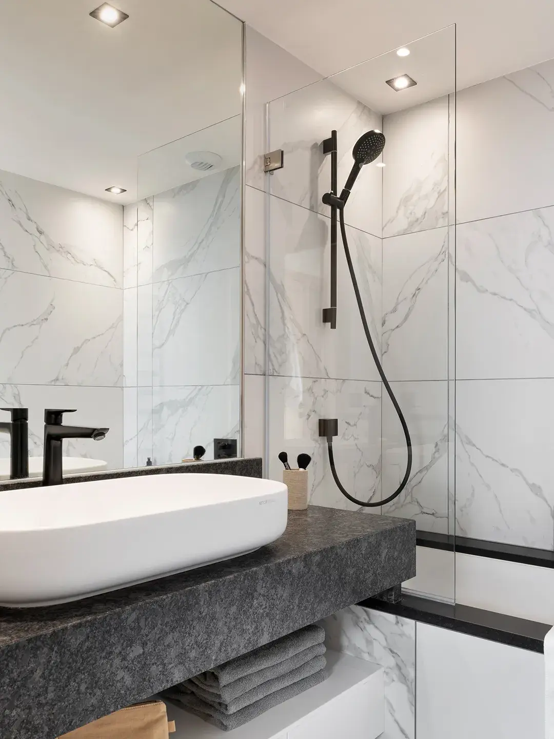 Salle de bain d'un appartement de la résidence Alhéna à Flaine