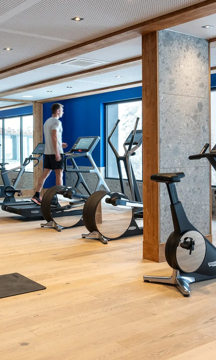 Salle de fitness de l'espace bien-être du Hameau de l'Ours à Manigod La Croix Fry