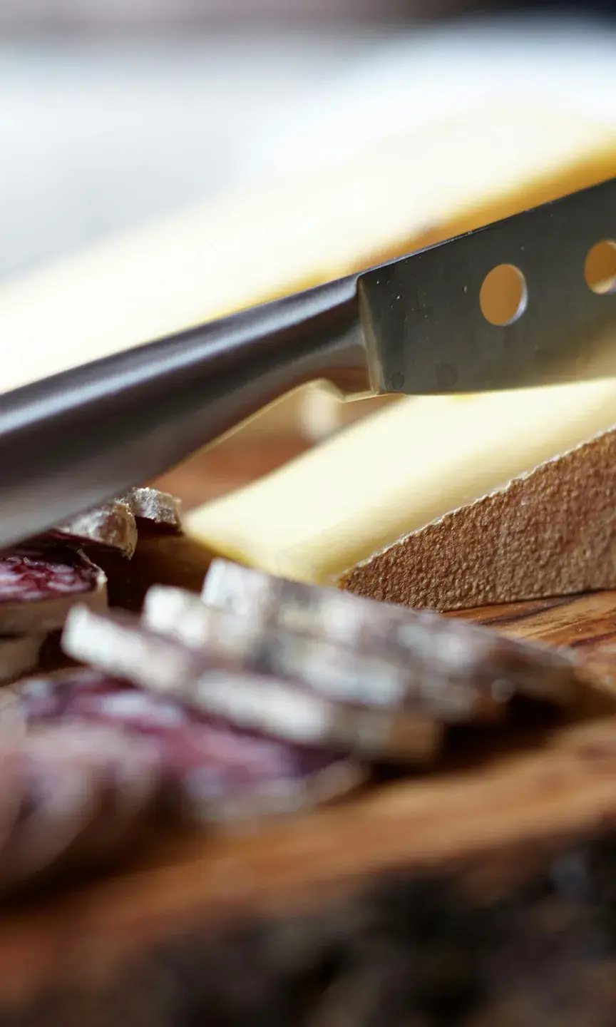 Gastronomie - Plateau charcuterie et fromages