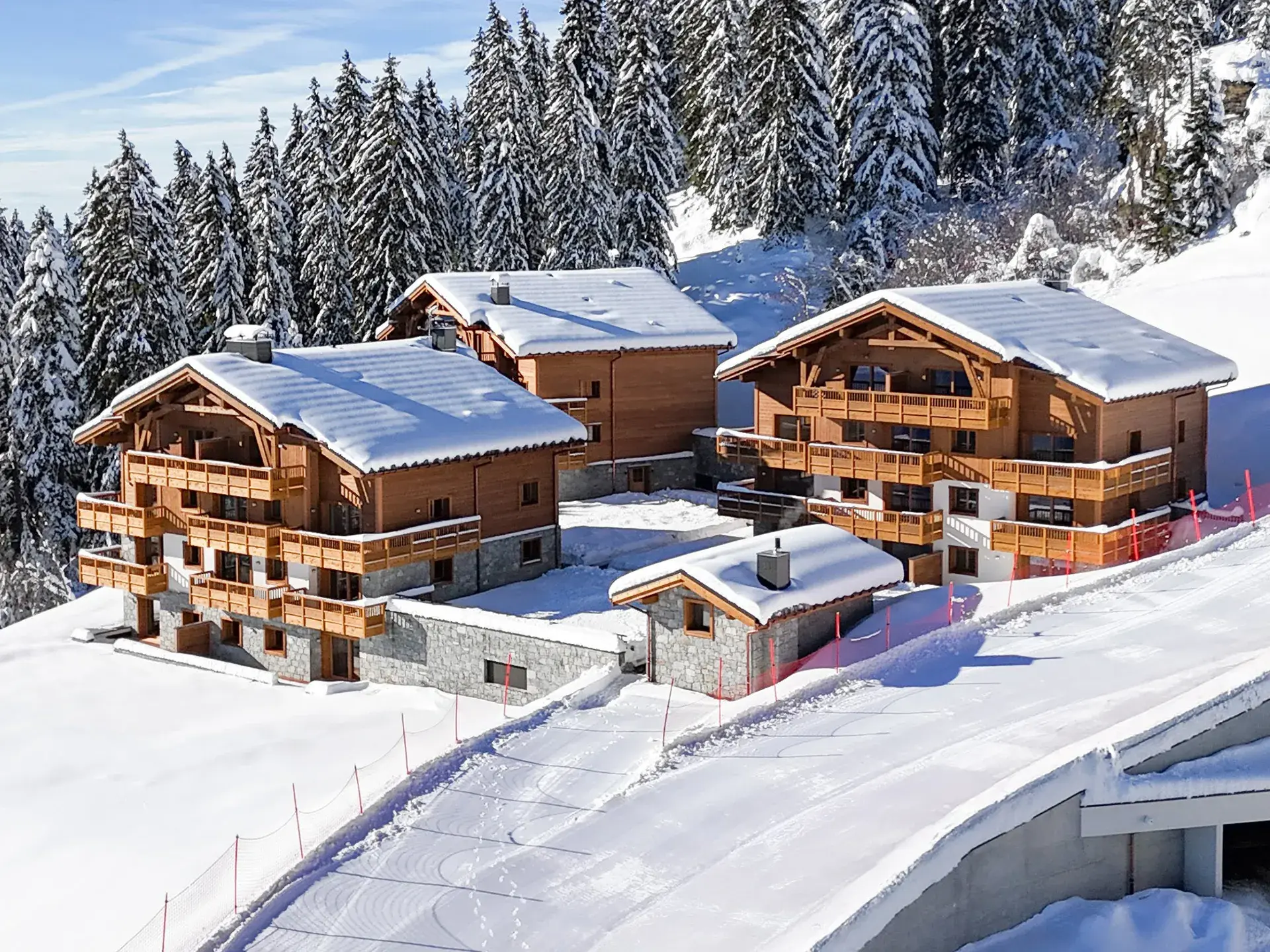 Chalets Myrna aux Saisies, extérieur enneigé, en hiver