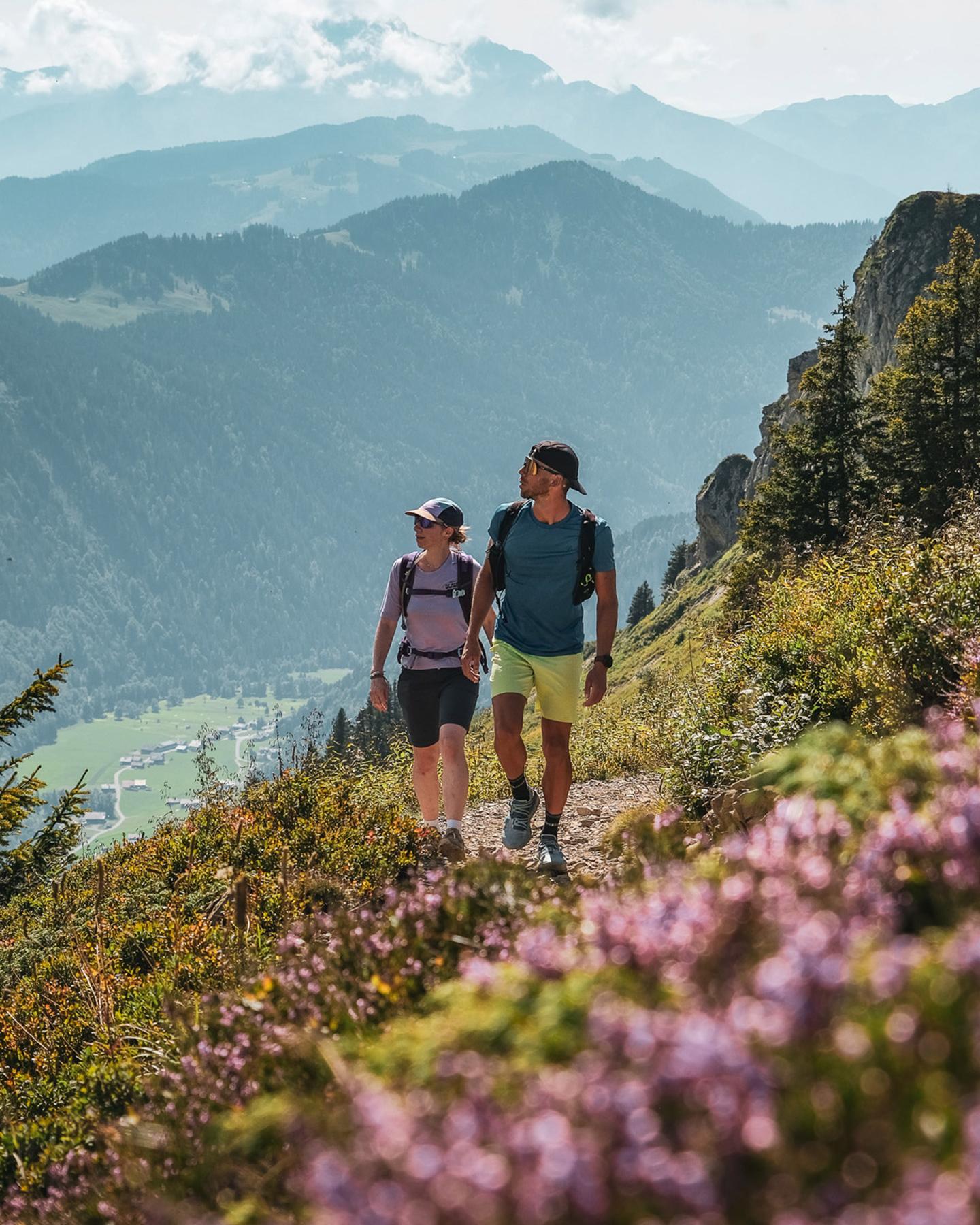 Aravis - Été - Randonnée en couple