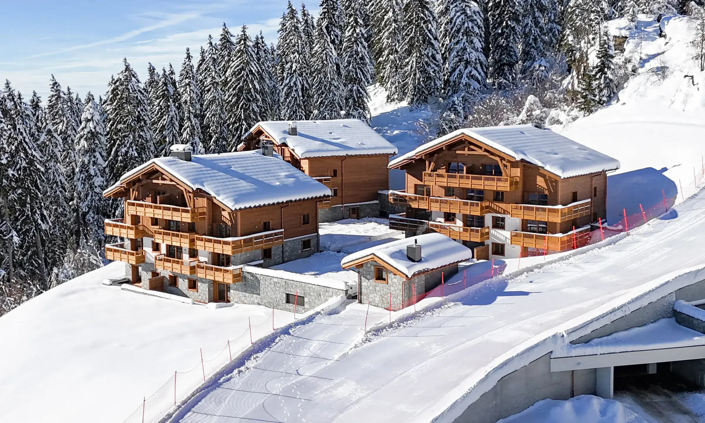 Chalets Myrna aux Saisies, extérieur enneigé, en hiver